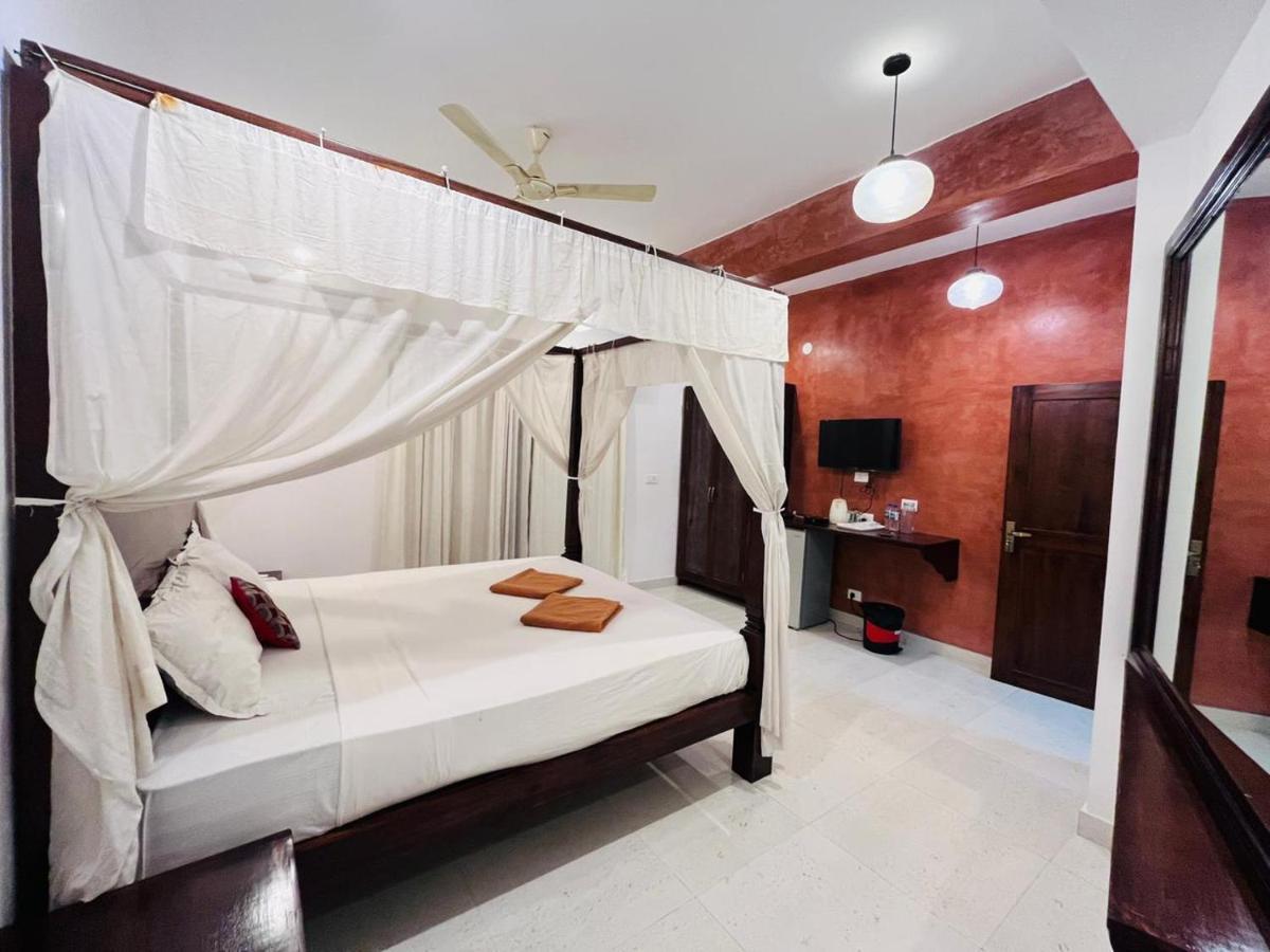 Naga Cottages Morjim Exterior foto