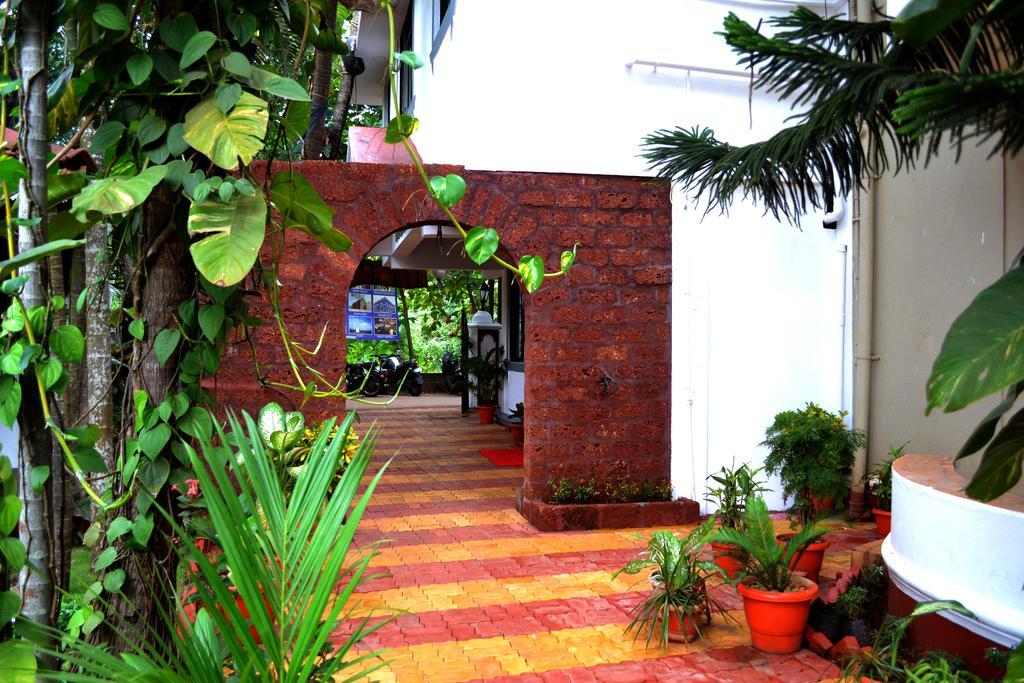 Naga Cottages Morjim Exterior foto